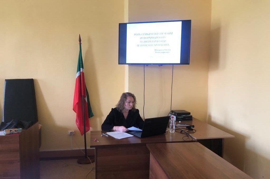 ������� �������������� ������� ���������� � ������������� ������-������������ ����������� �. �������