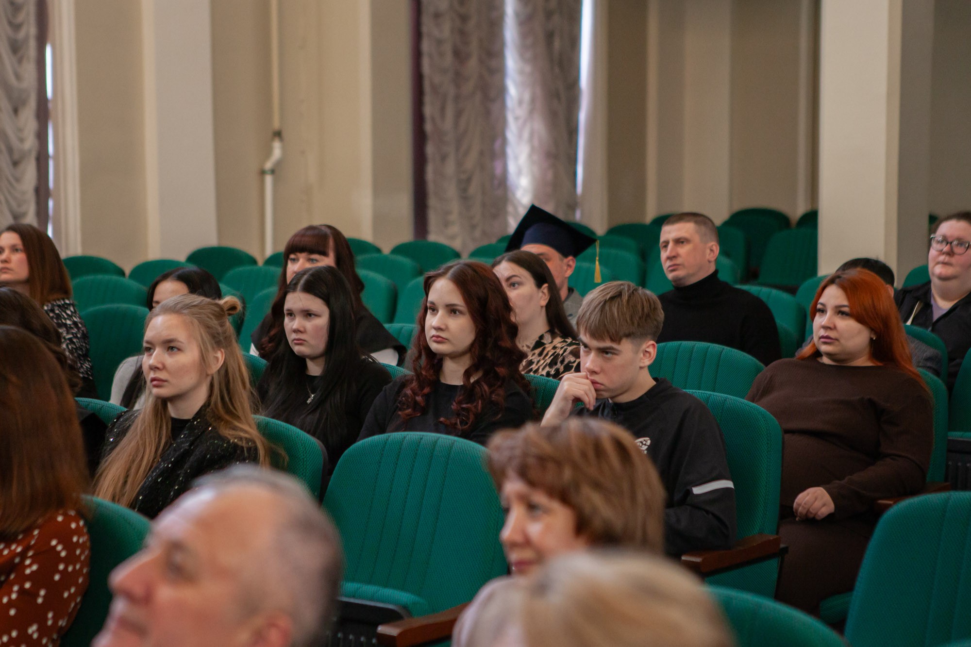 В Елабужском институте КФУ прошло торжественное вручение дипломов выпускникам магистратуры В Елабужском институте КФУ прошло торжественное вручение дипломов выпускникам магистратуры