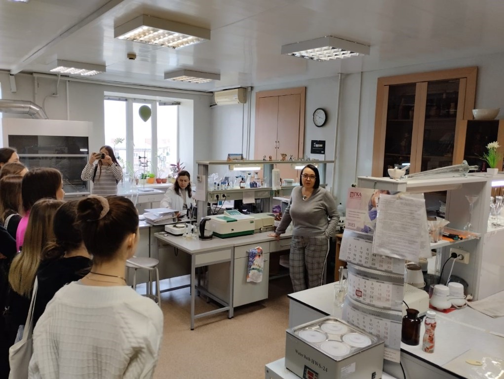 ��������� ��������� ������� ���������� ��������� � ��������������� ������������ ����� ��������������, ���������� � ���������