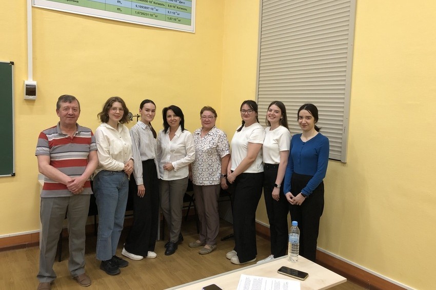 Подведены итоги работы секций по физике Итоговой научно-образовательной конференции студентов Подведены итоги работы секций по физике Итоговой научно-образовательной конференции студентов