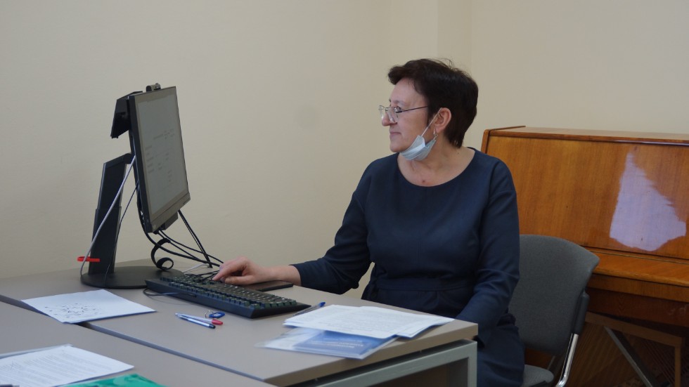 �������������  ������-������������ �����������, ����������� 100-����� �� ��� �������� ��������� ��� ���������