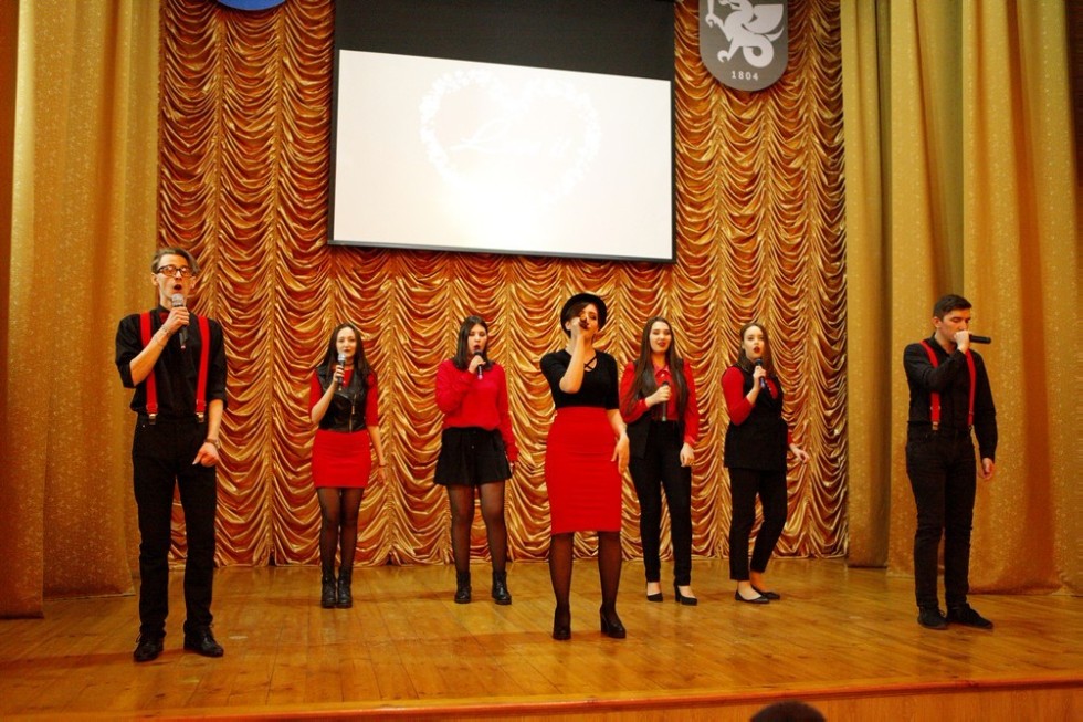 Студвесна: юный граф Толстой, футбал и приключения юриста Студвесна: юный граф Толстой, футбал и приключения юриста