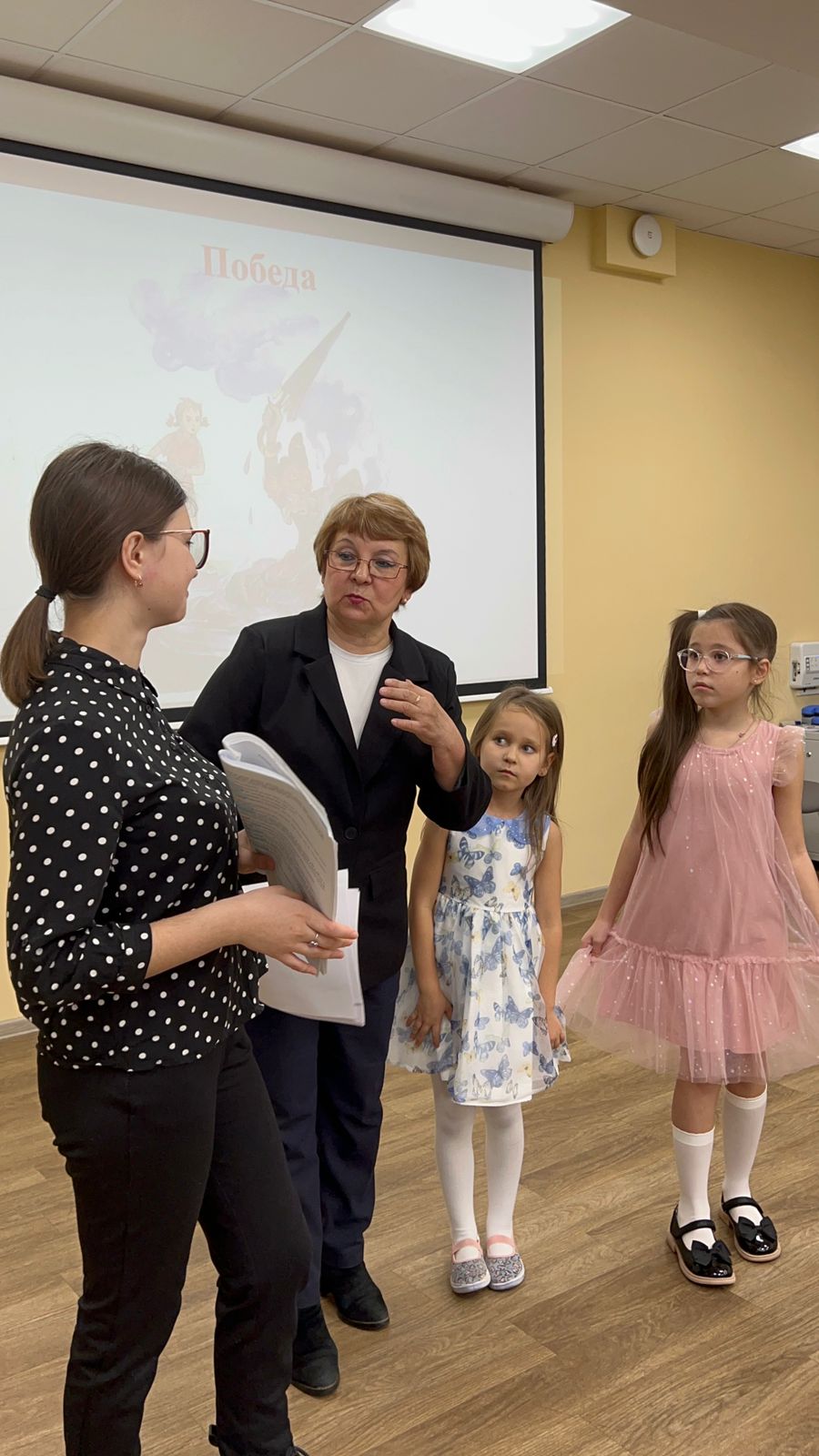 В детском театре КФУ 'Радуга' прошла репетиция спектакля В детском театре КФУ 'Радуга' прошла репетиция спектакля