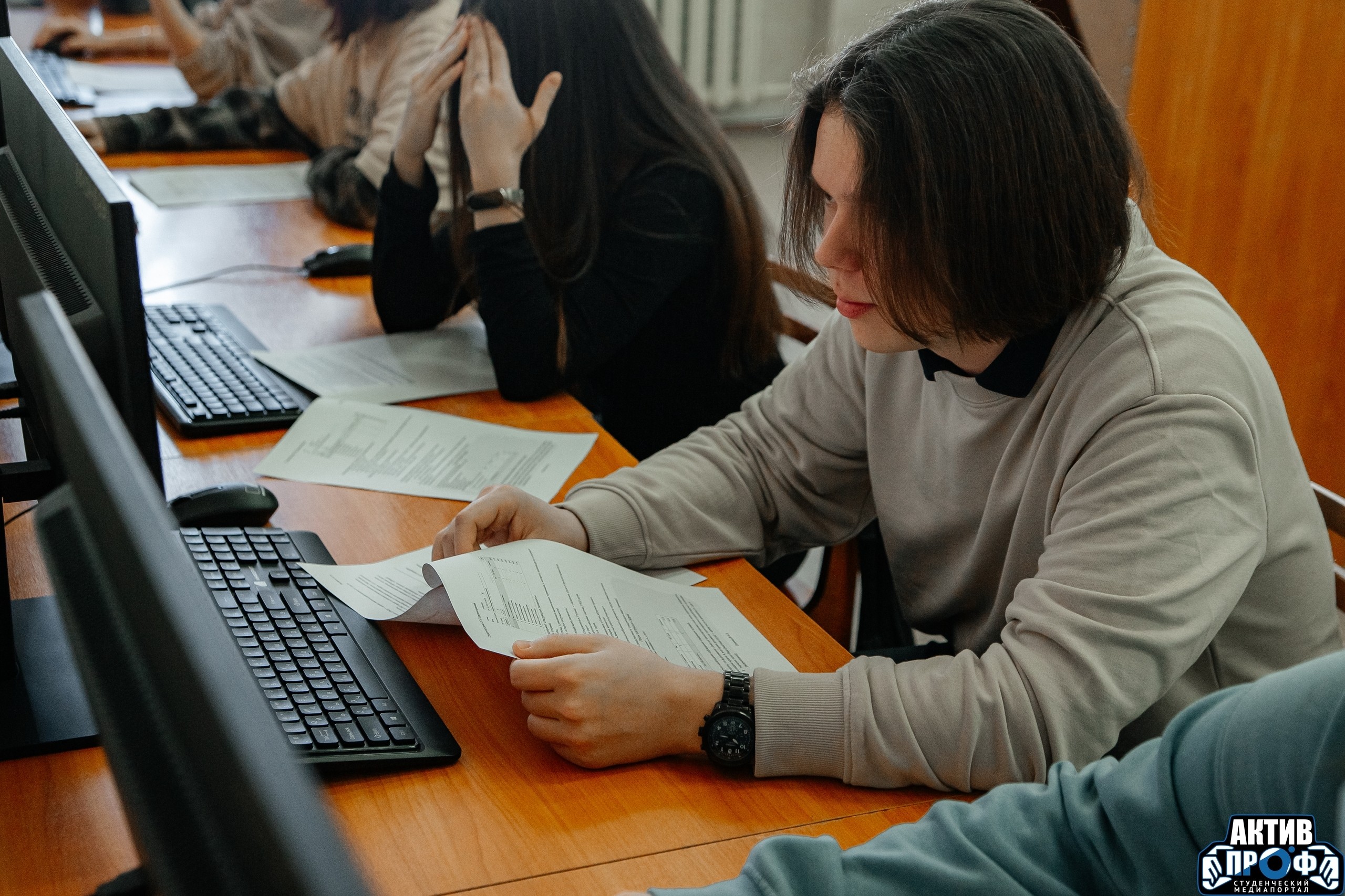 Два десятилетия кода Два десятилетия кода