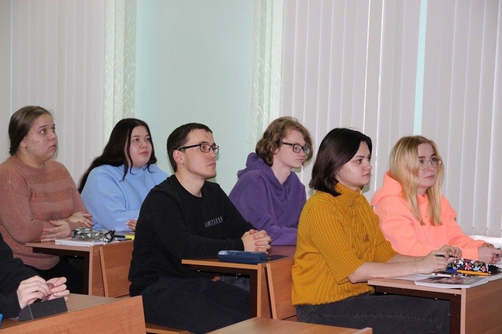 ������� ������: ������������ � �������