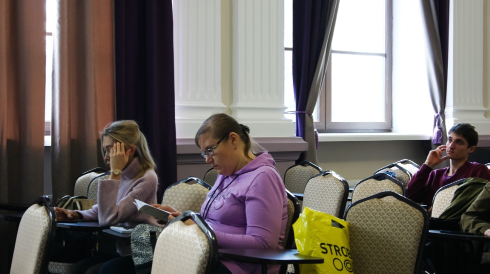 ���� � �����