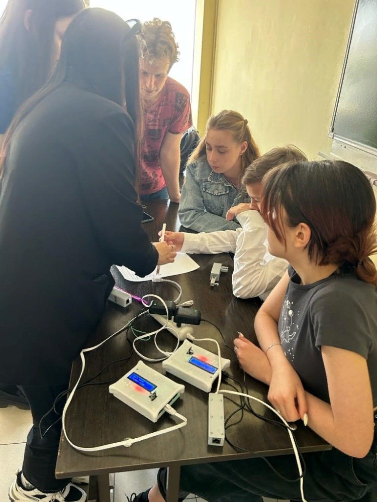 � ��������� ������ ������  ������������� ������������� ���� �� ������ 