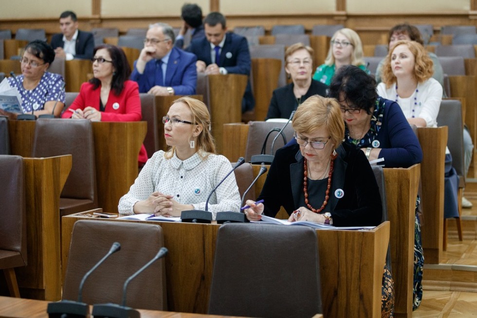 Преподаватели кафедры педагогики Елабужского института КФУ приняли участие в работе научно-практической конференции 'Человек в интернет-пространстве' Преподаватели кафедры педагогики Елабужского института КФУ приняли участие в работе научно-практической конференции 'Человек в интернет-пространстве'