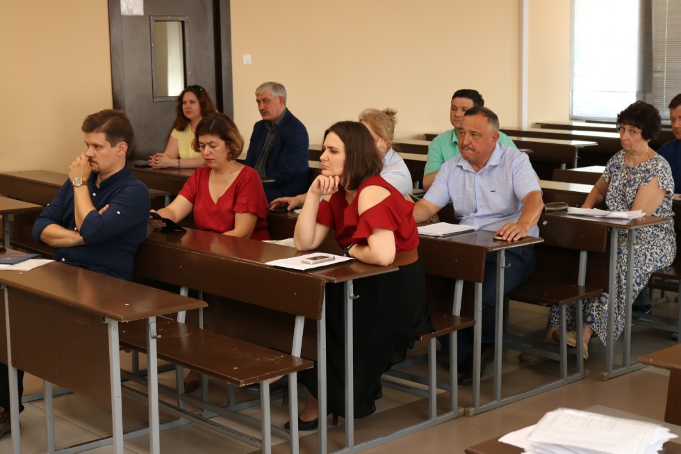 ������ ����� ����