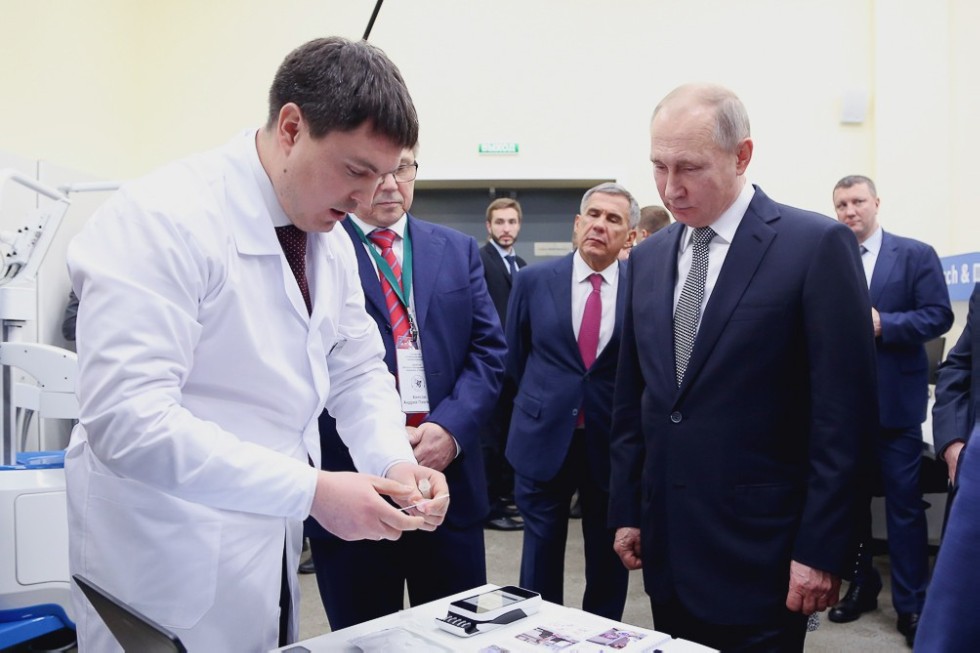 President of Russia Vladimir Putin Toured Kazan University's Medical Cluster