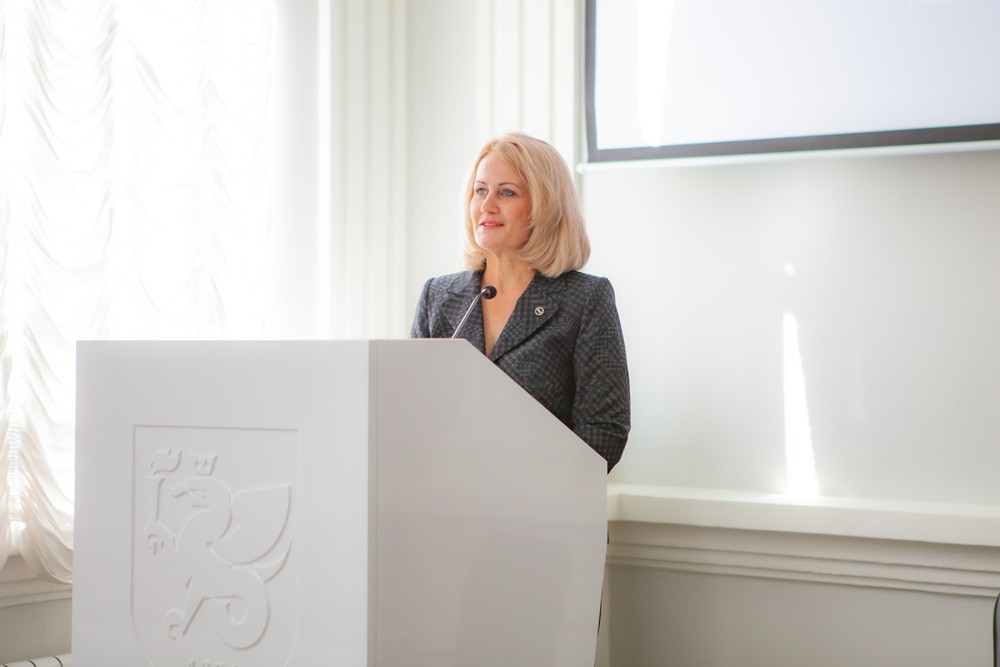 IX ������������ ������: �������� (����)