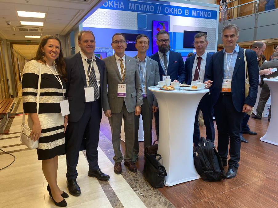 Представители Казанского федерального университета приняли участие в мероприятиях IX Юридического форума БРИКС Представители Казанского федерального университета приняли участие в мероприятиях IX Юридического форума БРИКС