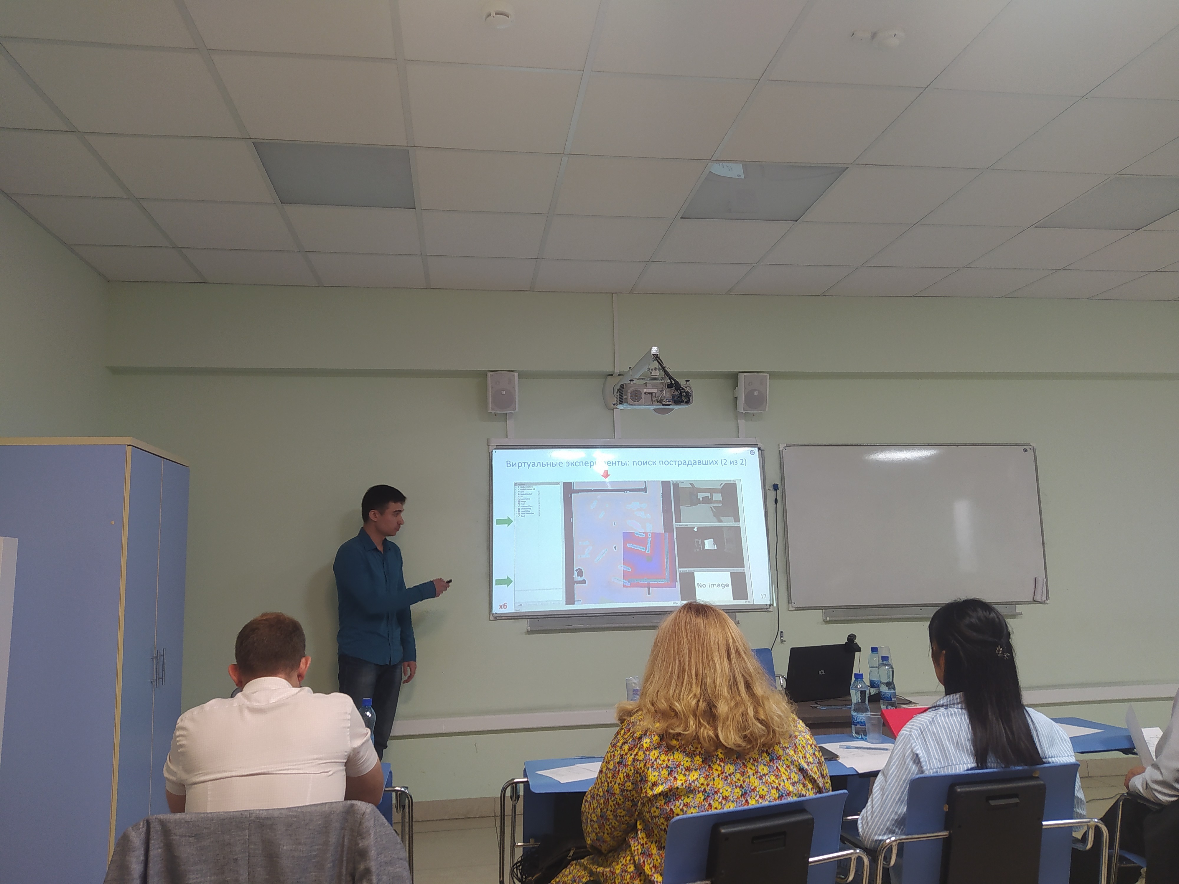 Master's students of the Intelligent Robotics program successfully defended their final theses Master's students of the Intelligent Robotics program successfully defended their final theses