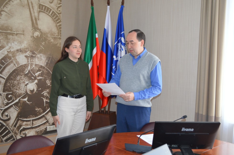 ���������� ������ ������� ��������� ����������� ��������� � �����