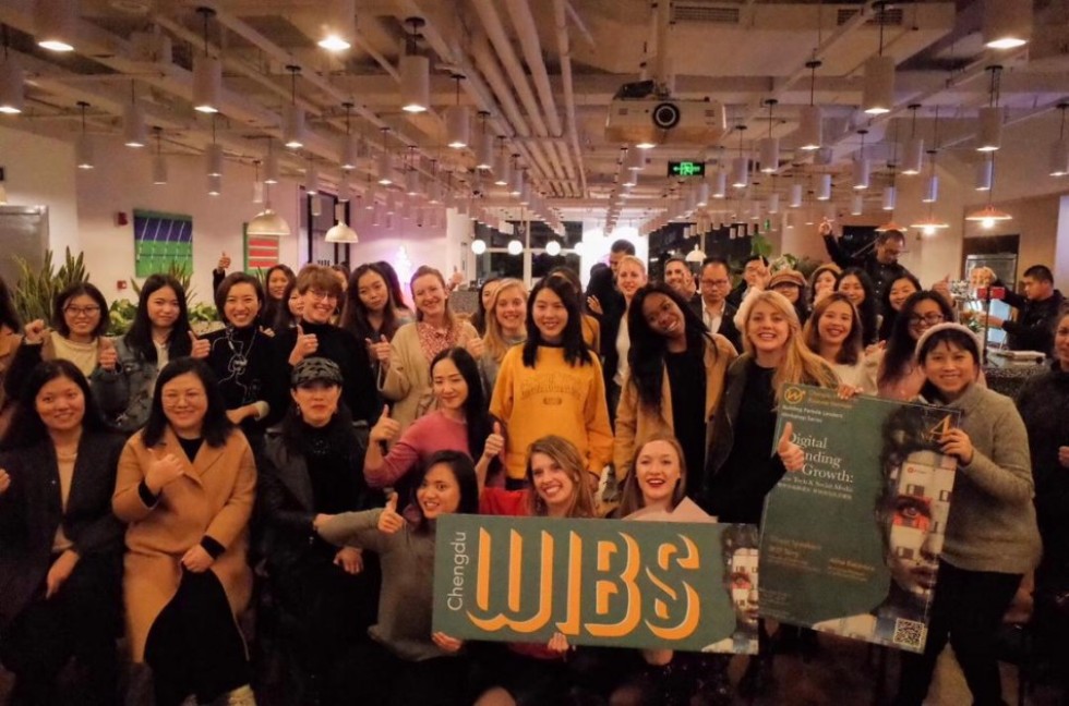 Алина Кабирова: 'Старт в области востоковедения стал основой для моего стремительного развития в других сферах' Алина Кабирова: 'Старт в области востоковедения стал основой для моего стремительного развития в других сферах'