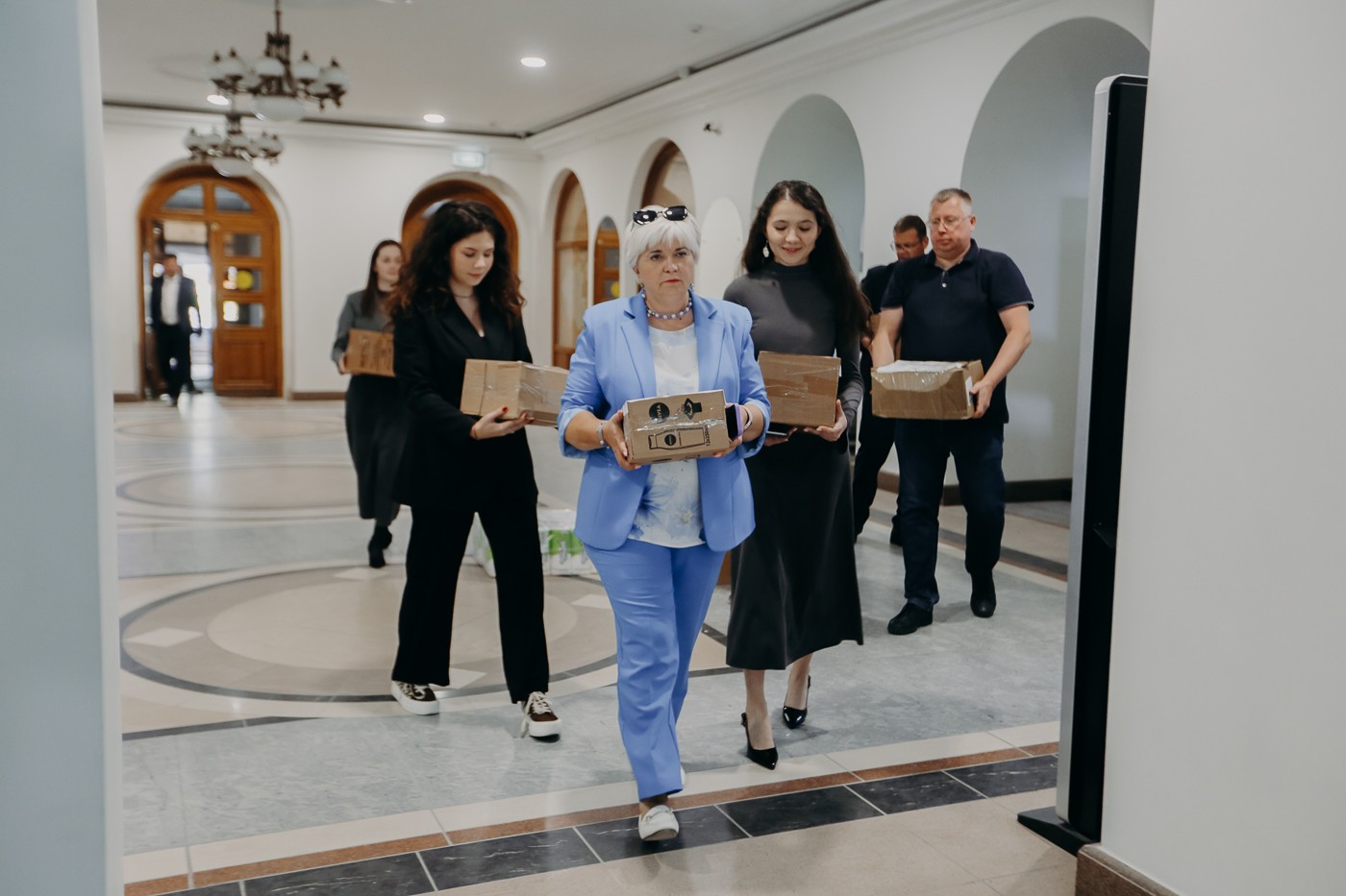 Гум помощь Гум помощь