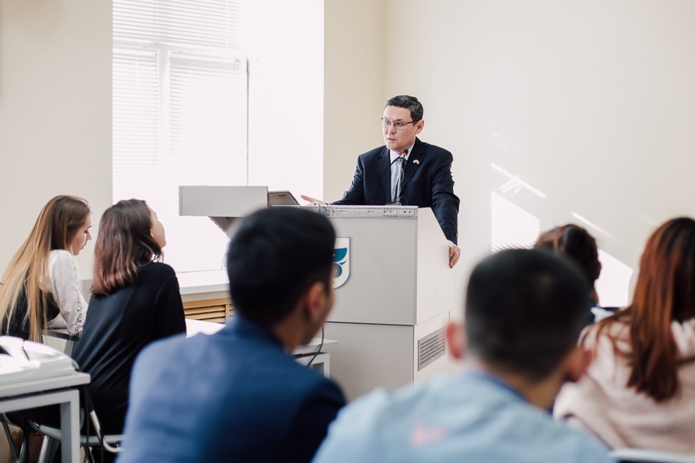 Консул Казахстана Консул Казахстана