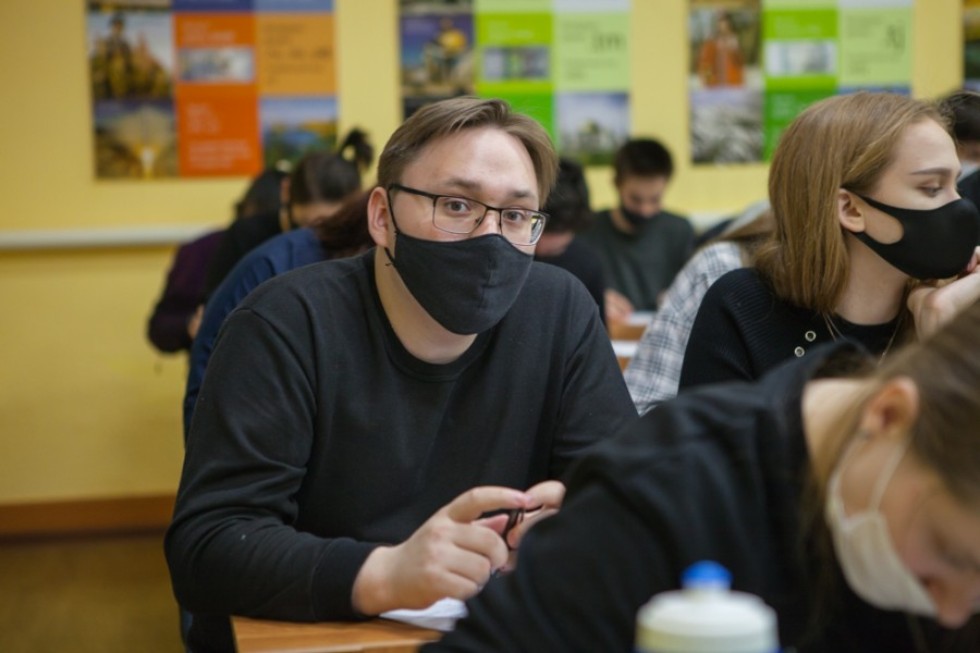 Студенты Елабужского института КФУ приняли участие в Международной акции 'Диктант Победы' Студенты Елабужского института КФУ приняли участие в Международной акции 'Диктант Победы'