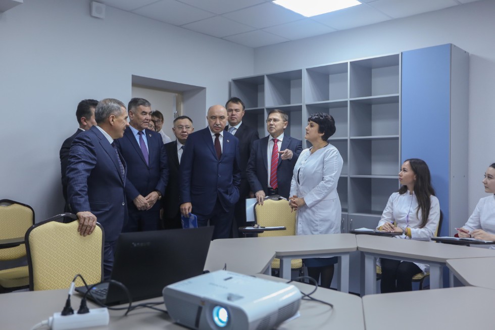 President of Tatarstan Rustam Minnikhanov visited the opening ceremony of the University Clinic's outpatient facility
