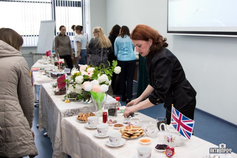 В Набережночелнинском институте КФУ состоялось открытие Фестиваля 'Ночь науки' В Набережночелнинском институте КФУ состоялось открытие Фестиваля 'Ночь науки'