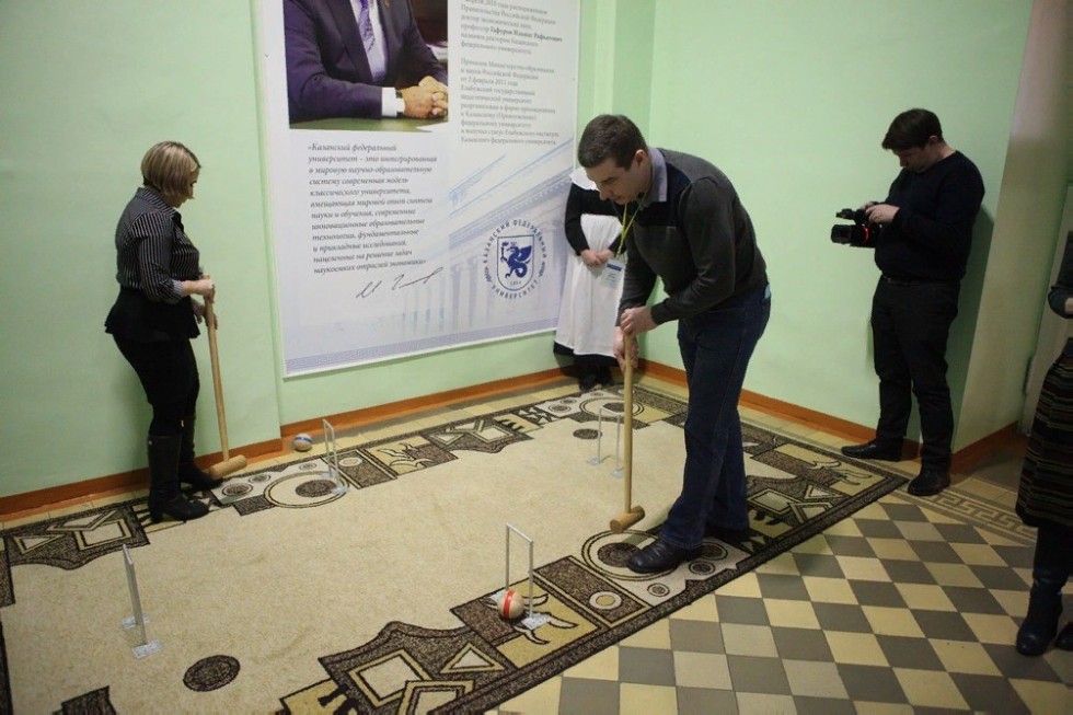 В Елабужском институте КФУ прошёл пресс-тур с участием представителей СМИ и блогеров В Елабужском институте КФУ прошёл пресс-тур с участием представителей СМИ и блогеров