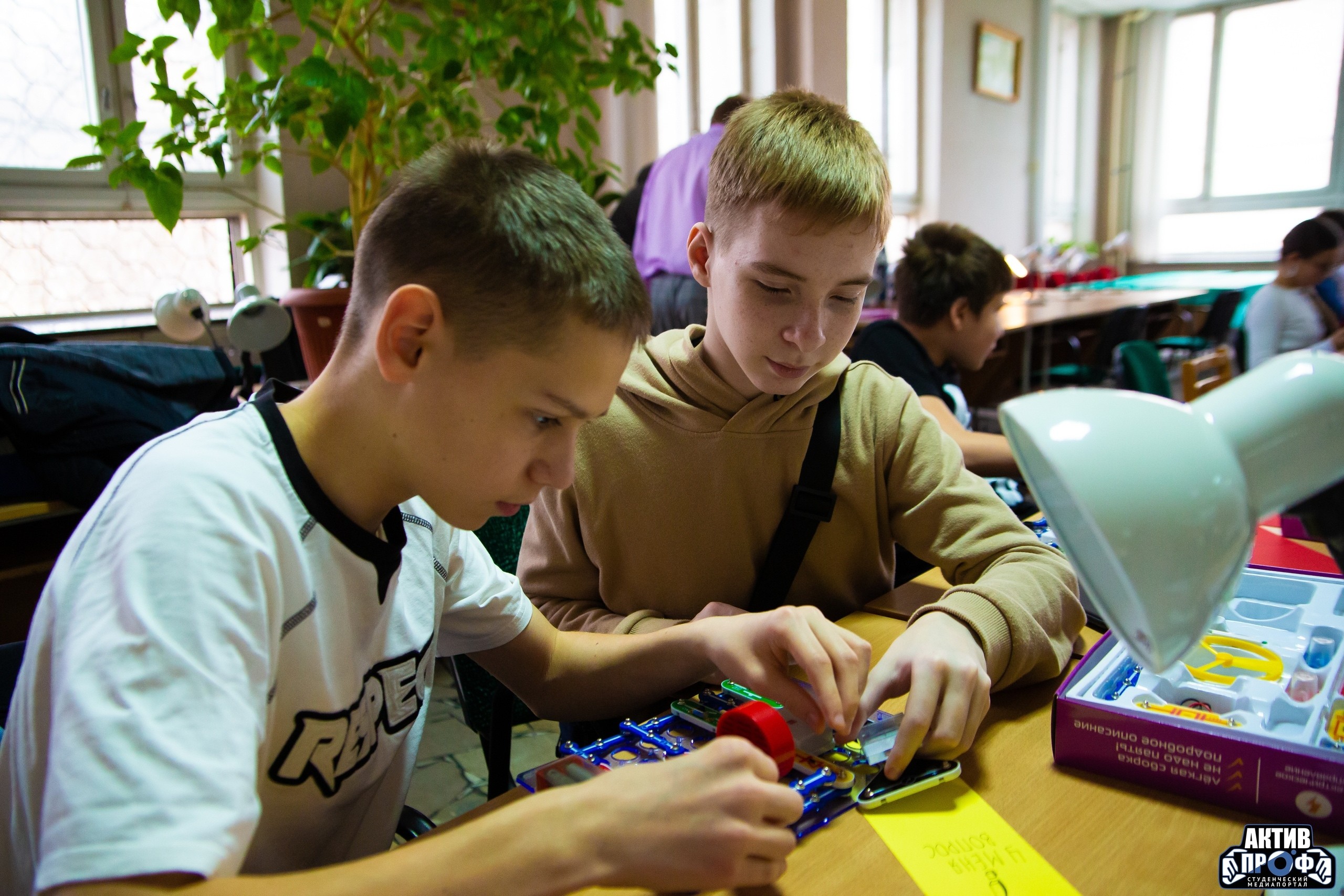 '    FUTURAUTO' ,'    FUTURAUTO',  , 