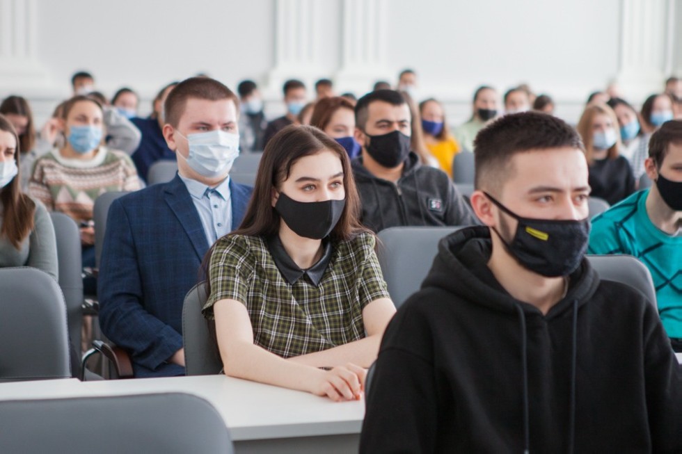 Встреча с председателем городского суда состоялась в Елабужском институте КФУ Встреча с председателем городского суда состоялась в Елабужском институте КФУ