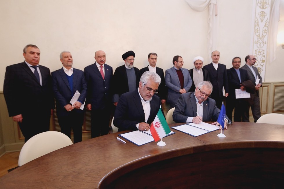Ebrahim Raisi, Grand Custodian of Astan Quds Razavi Foundation, visited Kazan University Ebrahim Raisi, Grand Custodian of Astan Quds Razavi Foundation, visited Kazan University