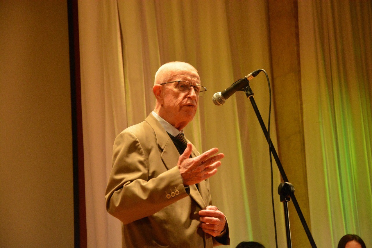 В КФУ подвели итоги II Всероссийского конкурса по турецкому языку и культуре В КФУ подвели итоги II Всероссийского конкурса по турецкому языку и культуре