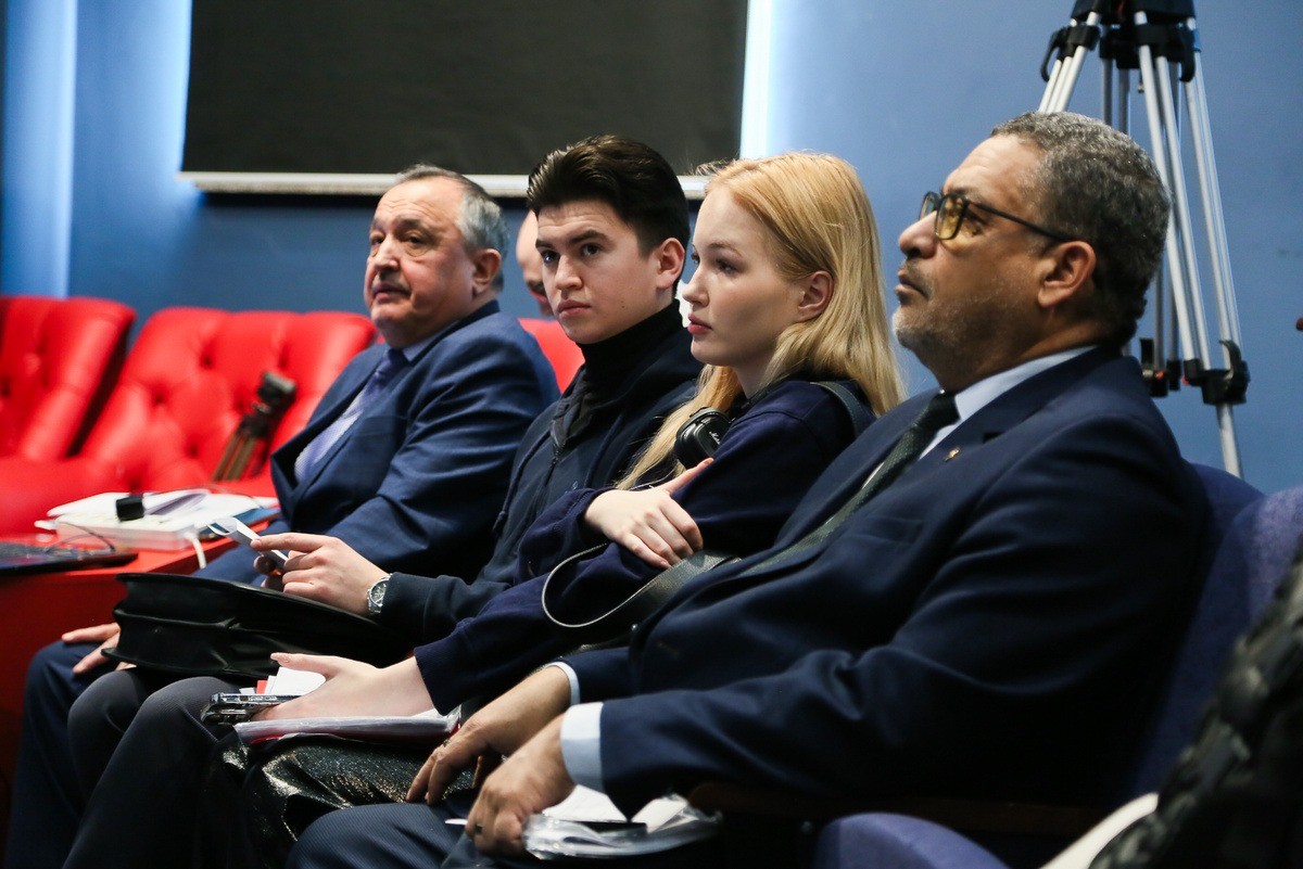 � ������ � ����������, ����������, �����.� ������ ����� ������������ � ����������������� ��� ������ ��������� 