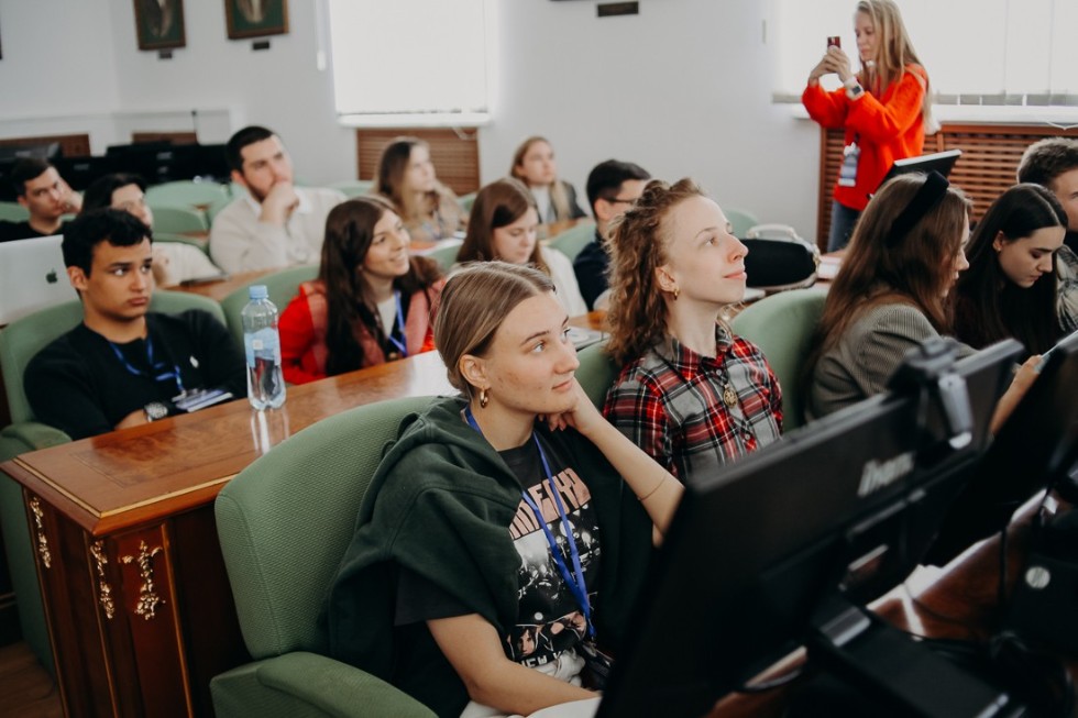 ��������� ���� ��������� ������������� ����������� �������� � ���