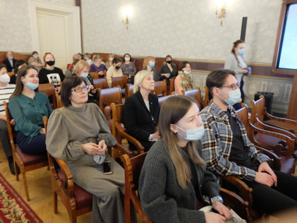 ����������� ����� ������ 8 �����.