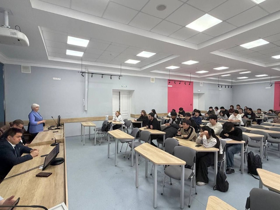 Проект 'Россия открывает двери' прошел в ИМОИиВ Проект 'Россия открывает двери' прошел в ИМОИиВ