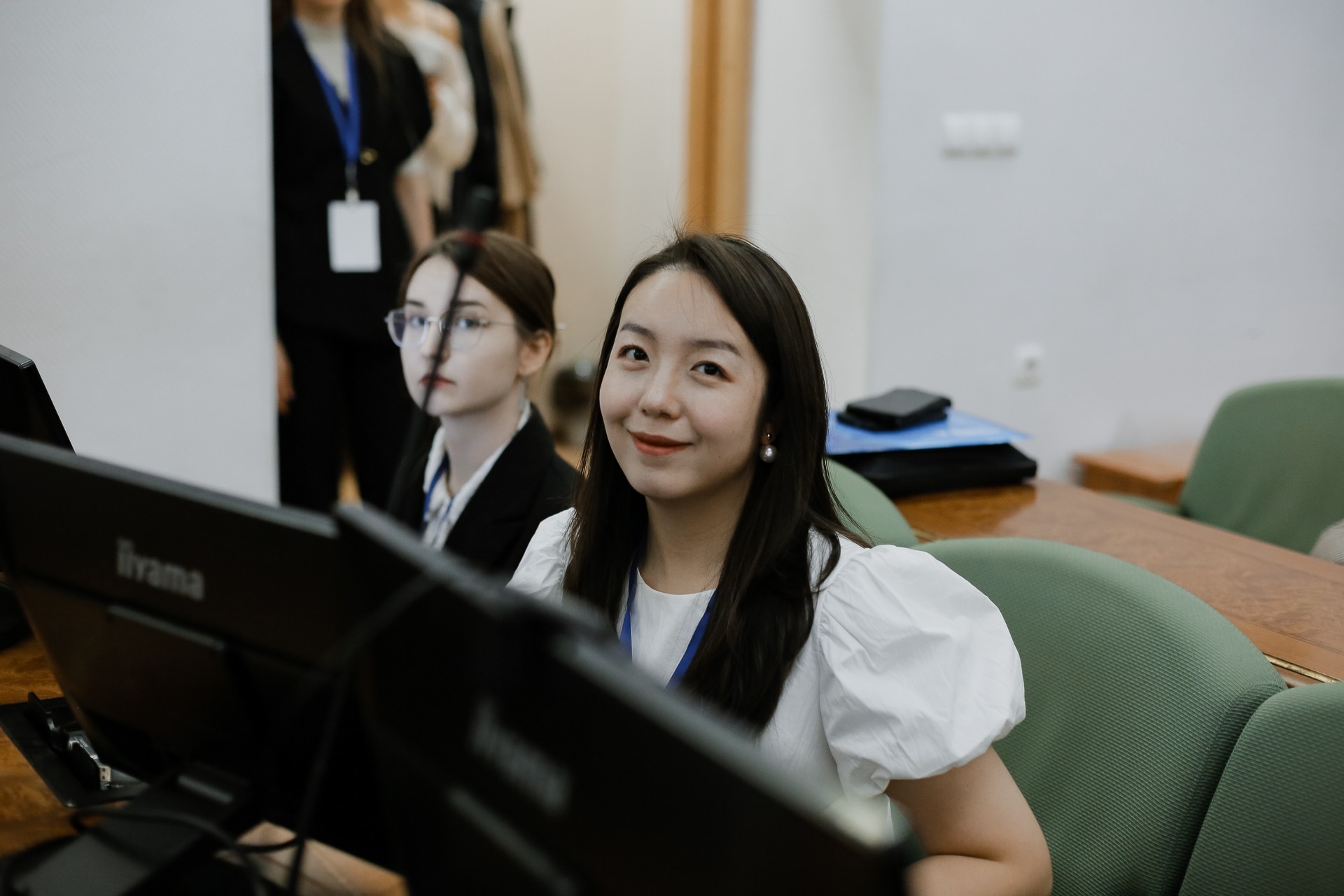 ������-�����