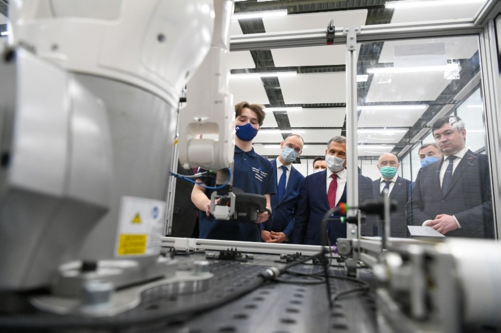 Rector Ilshat Gafurov offers to open joint educational center with Alabuga Polytech Rector Ilshat Gafurov offers to open joint educational center with Alabuga Polytech