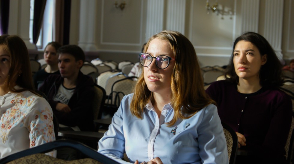 ���� � �����