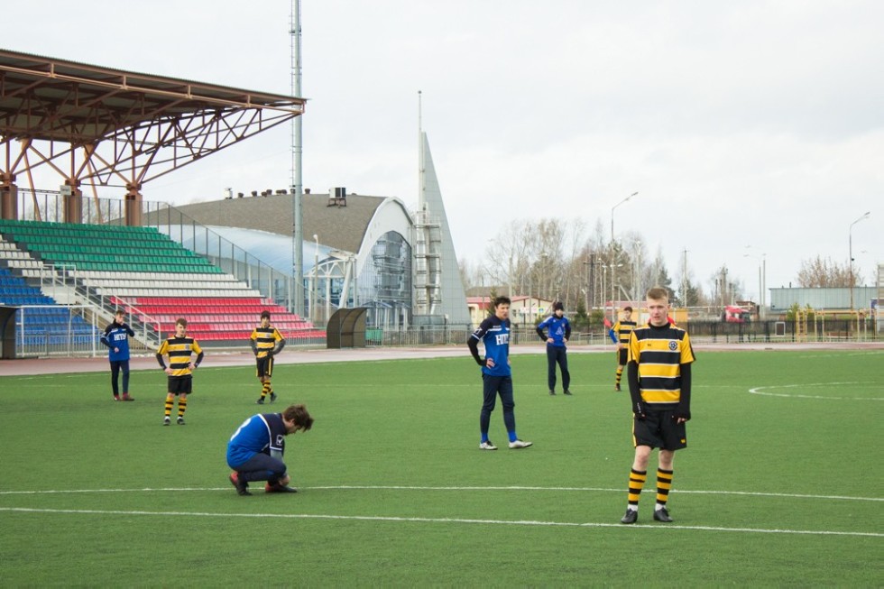 Команда Елабужского института КФУ вышла в плей-офф студенческой футбольной лиги Команда Елабужского института КФУ вышла в плей-офф студенческой футбольной лиги