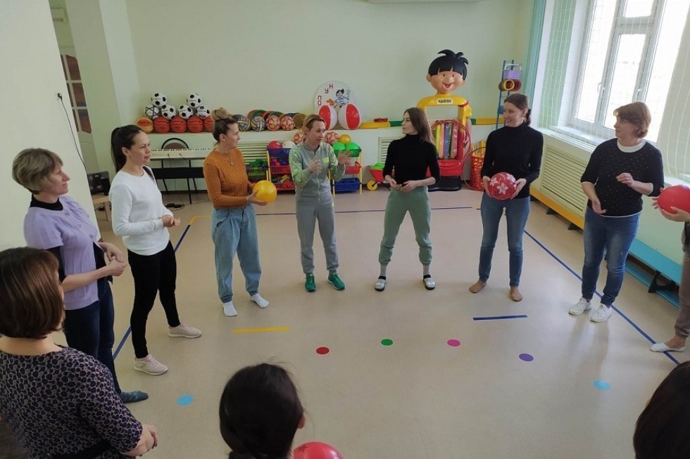 'Школа мяча' для инструкторов по физической культуре ДОО в рамках курсов повышения квалификации 'Школа мяча' для инструкторов по физической культуре ДОО в рамках курсов повышения квалификации