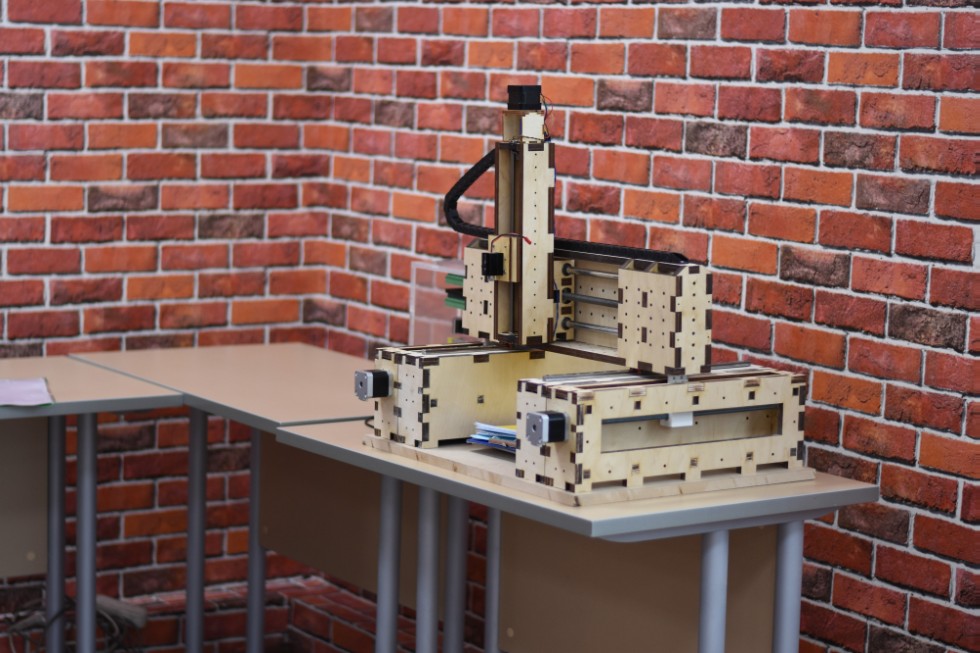 ����� ��������� ���� ������������� 