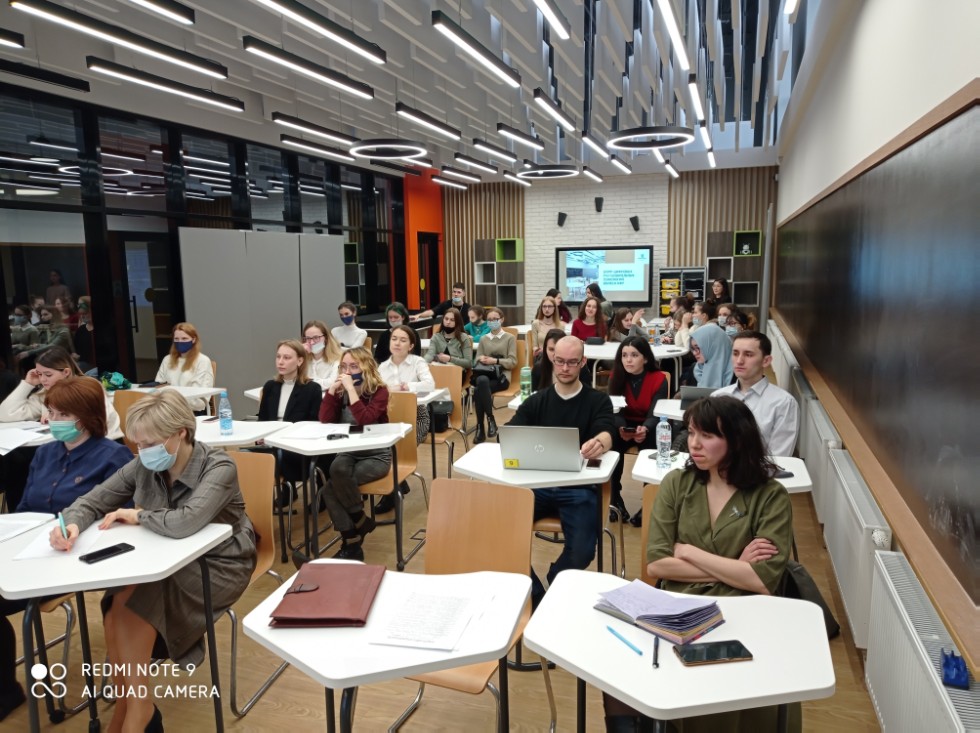 Подводим итоги научно-образовательной конференции студентов на кафедре билингвального и цифрового образования Подводим итоги научно-образовательной конференции студентов на кафедре билингвального и цифрового образования