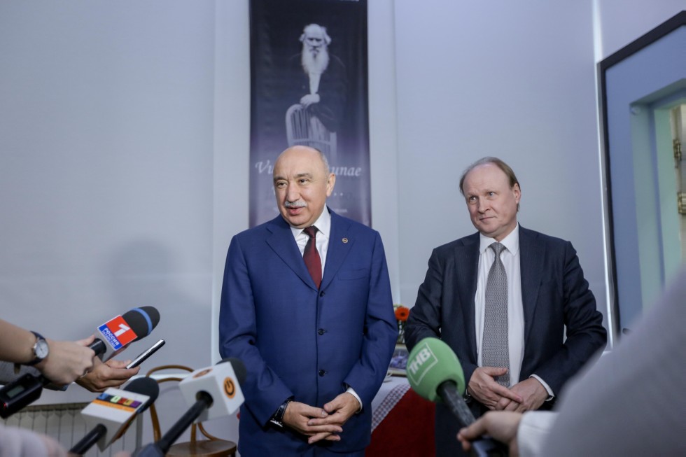 Tolstoy Year officially closed with ceremonial bust unveiling ,Tolstoy Year, Government of Tatarstan, Ministry of Culture of Tatarstan, Ministry of Education and Science of Tatarstan, Adviser to the President of Russia