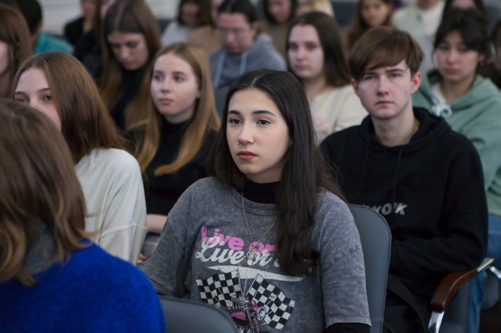 ����� ������� � ���������� ������������: � ���������� ��������� ��������� �������� ���� � ������� ����