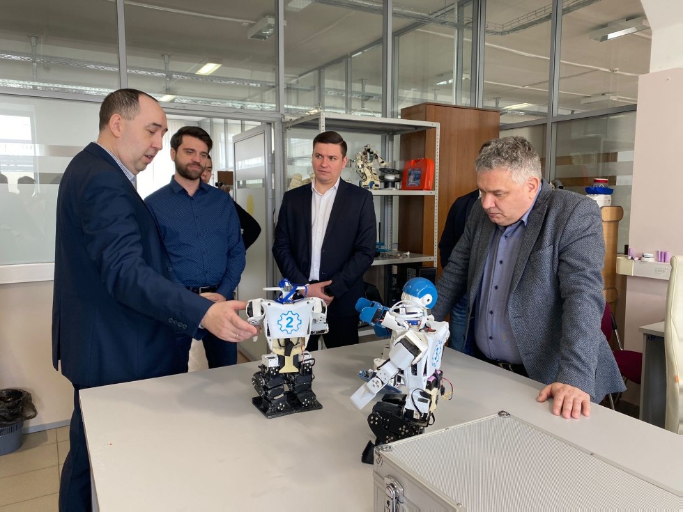 Представители ПАО Представители ПАО