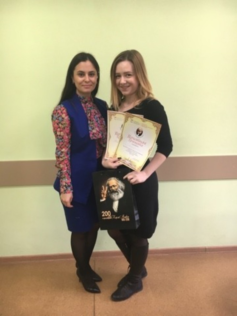 � ������ ������ ������������ �����, 13 ������ ������� ������������� ������ ������� ��� ����������� ����������� 200-����� �� ��� �������� ����� ������.