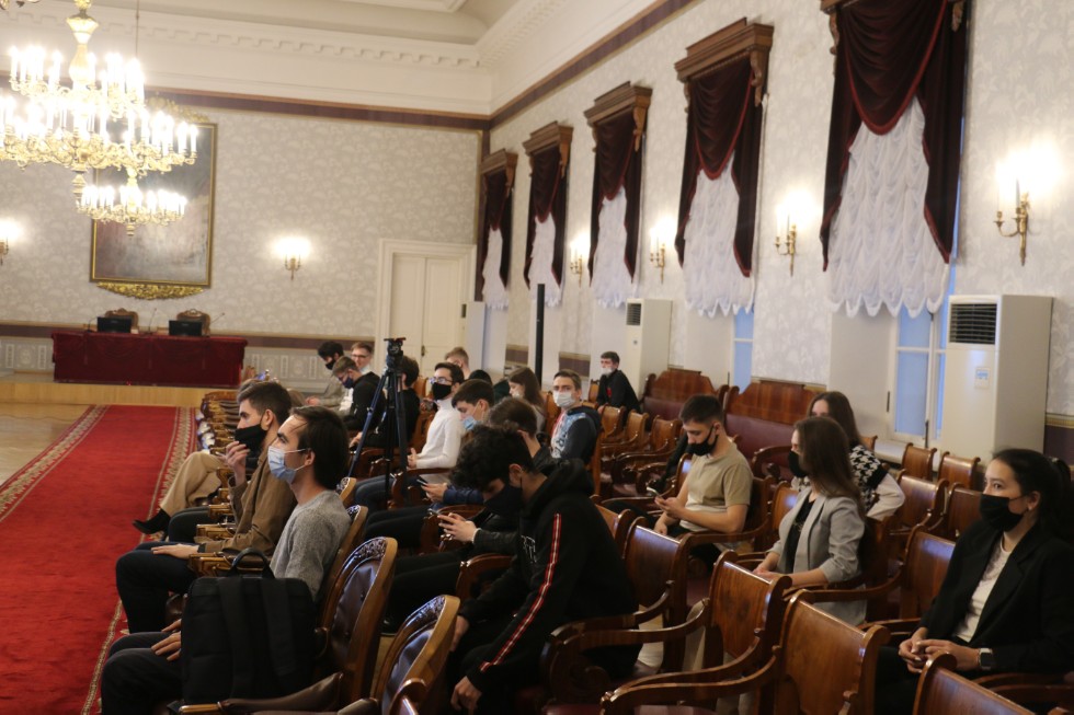 ���� ������ ������������ � ����