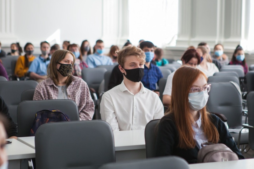 Итоговая научно-образовательная конференция студентов завершилась в Елабужском институте КФУ Итоговая научно-образовательная конференция студентов завершилась в Елабужском институте КФУ