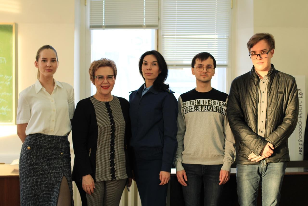 29 марта 2023 года на Юридическом факультете КФУ состоялась открытая лекция на тему: 'Проблемы поддержания государственного обвинения в суде первой инстанции' 29 марта 2023 года на Юридическом факультете КФУ состоялась открытая лекция на тему: 'Проблемы поддержания государственного обвинения в суде первой инстанции'