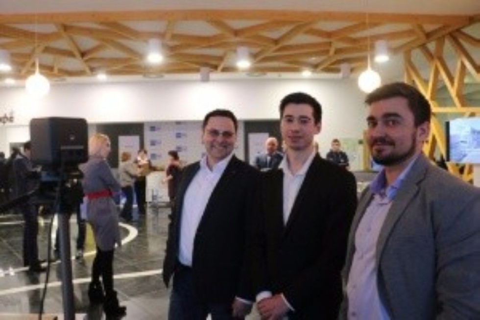 Professor Evgeni Magid and Research Associate Roman Lavrenov presented to President of Tatarstan Republic Rustam Minnikhanov a project on development a path search algorithm in search and rescue scenarios for a heterogeneous group of robots