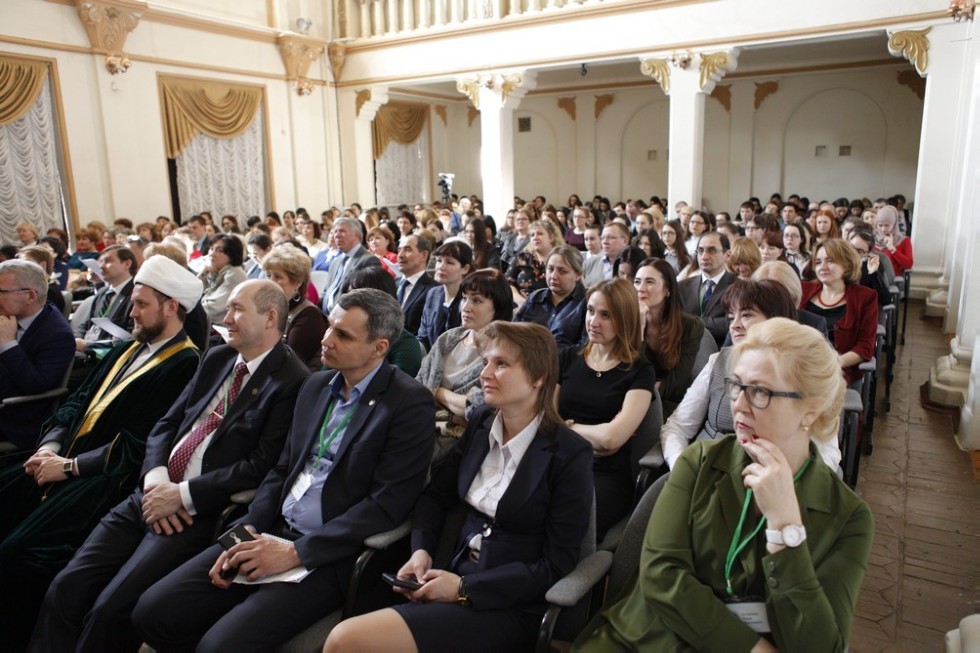 В Елабужском институте КФУ открылась IX-я Международная тюркологическая конференция В Елабужском институте КФУ открылась IX-я Международная тюркологическая конференция