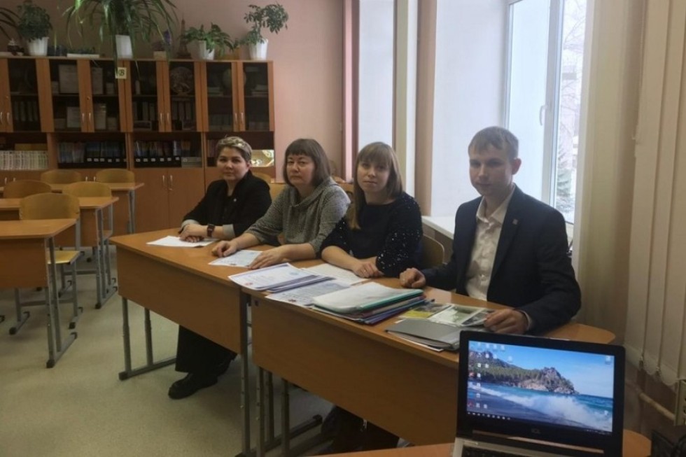 ������������� ����������� ��������� ����� � �������� ���� �� �����������